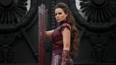 كارول سماحة تكشف سبب تسمية ألبومها بالذهبي وأصعب مراحله | فيديو