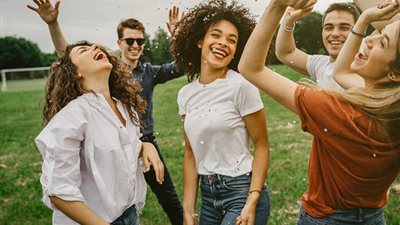 في اليوم العالمي للسعادة.. تعرف على أسعد 10 دول 