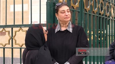 عانت من السرطان.. ابنة لبنى محمود: الدكاترة طلبوا مني أشيل الأجهزة عنها لكن مقدرتش آخذ القرار