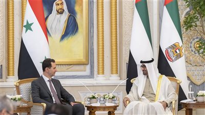 محمد بن زايد وبشار الأسد يبحثان دعم العلاقات الثنائية والاستقرار والتنمية في سوريا