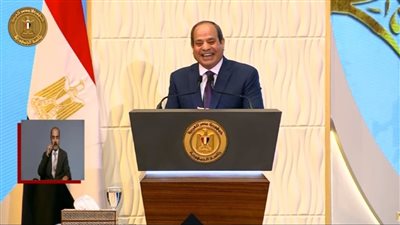 السيسي: ناس كتير بتسألني عن سبب الرحمة والحنية عندي.. وأنا بقولهم أمي السبب