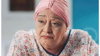 ابنة لبنى محمود في عزائها: كانت بتقول يا رب كل شكة بتشكها تغفر لي أي ذنوب 