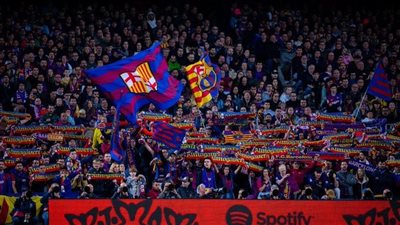 406 مشجعين يدعمون برشلونة أمام ريال مدريد في سانتياجو برنابيو بالدوري الإسباني