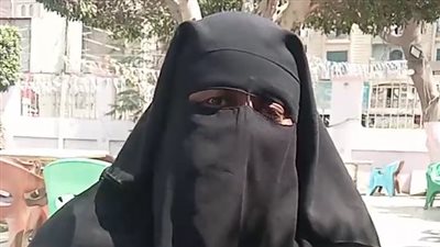 مقتل شاب على يد أحد أقاربه بسبب خلافات على أرض بالفيوم.. ووالدته: ماليش حد بعده| بث مباشر