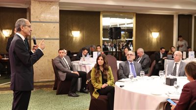وزير الاتصالات: الشركات الصغيرة والمتوسطة قادرة على المنافسة والتوسع بالأسواق