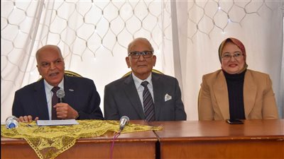 نقيب مُعلمي مصر: دعم المُعلمين بـ 6 ملايين جنيه لأداء العمرة 