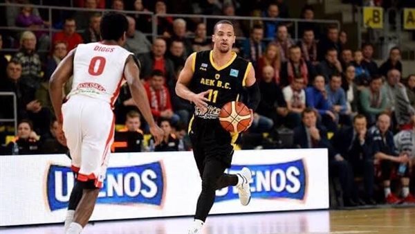 مايكل ديكسون