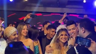  إمام عاشور يحتفل بزفافه بحضور مؤمن زكريا وعدد من نجوم الكرة| بث مباشر 