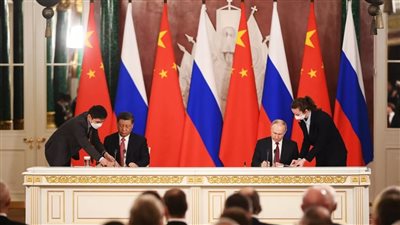 اتفاق روسي صيني للتعاون الاقتصادي.. وترقب أمريكي من اتفاق البلدين في الحرب الأوكرانية