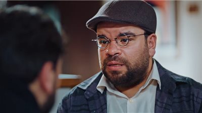 مسلسل كشف مستعجل الحلقة الأولى.. محمد عبد الرحمن يواجه العلاج أو القتل