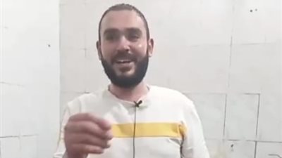 إزاي تفرقوا بين المغشوشة والأصلية.. أقدم بائع طحينة في الفيوم: ليا 33 سنة في الصنعة