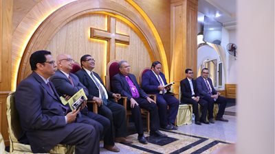 رئيس الإنجيلية يشهد رسامة شيوخ وشمامسة جدد بالكوم الأخضر ورسامة وتنصيب القس بيتر مرقص بالسنارية