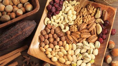 تناول المكسرات يمكن أن يقلل من الكوليسترول | دراسة