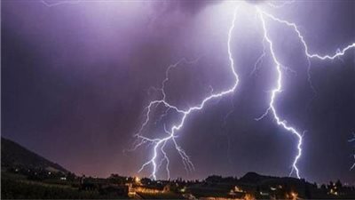 طقس اليوم.. الأرصاد تحذر من تقلبات جوية وأمطار رعدية تمتد للقاهرة | بث مباشر