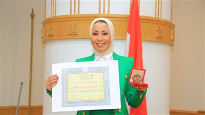 رنا عبد القوي: سعيدة لفوزي بجائزة النقد المسرحي من الأعلى للثقافة وأهديها إلى أمي وأبي