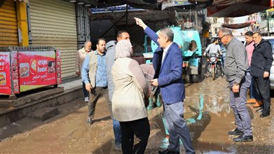 محافظ الغربية يتفقد جهود الوحدات المحلية في رفع مياه الأمطار بطنطا والسنطة وزفتى