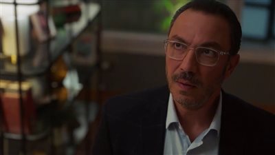 ملخص الحلقة الثالثة من مذكرات زوج.. طارق لطفي يترك المنزل بعد محاولة تحسين علاقته مع زوجته 