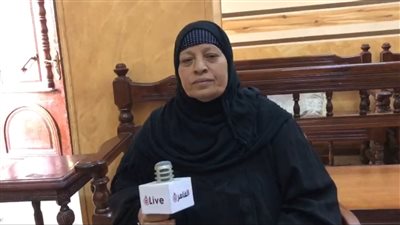 والدة شاب قُتل على يد بلطجي أثناء توزيع كنافة على المواطنين ببنها: عايزة حقه 