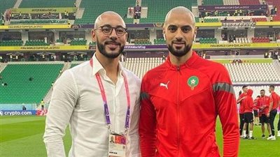 شقيقه: برشلونة ومانشستر يونايتد فاوضا سفيان أمرابط قبل نهاية ميركاتو يناير