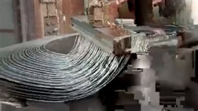 أقدم صانع كنافة بالبحيرة: بقالنا 100 سنة في المهنة.. ورثتها عن جدودي | بث مباشر