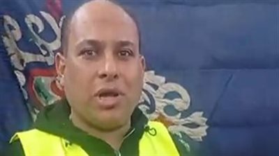 الفكرة بدأت معانا بصنية.. شباب يقيمون أكبر مائدة لتوزيع الوجبات على المنازل بقنا | بث مباشر 