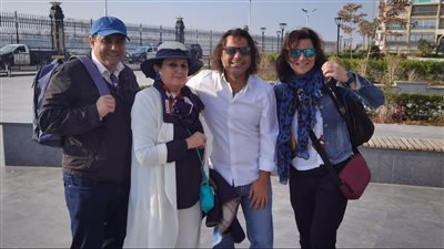 بورسعيد تستقبل أسرة بلغارية عادت إليها بعد 40 عامًا على متن كريستال السماوية | صور 