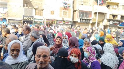 الغرفة التجارية بالجيزة: استمرار توافد المواطنين على معارض رمضان.. و2 مليون جنيه مبيعات يوميا