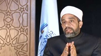 أمين الفتوى يكشف حكم المبالغة في التقبيل أو المباشرة خلال الصيام 