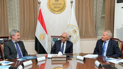 بدءًا من أولى إعدادي.. تدريس اللغة الإيطالية في المدارس الحكومية للعام 2024