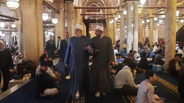 وكيل الأزهر يشارك