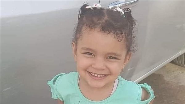 الطفلة كندا 