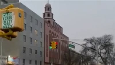 رفع الأذان لأول مرة بمكبرات الصوت في مساجد مدينة كوينز بأمريكا| بث مباشر 