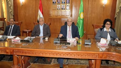 رئيس جامعة المنوفية: 1000جنيه للعاملين بالجامعة بمناسبة عيد الفطر 