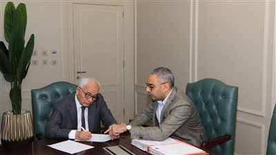 وزير التعليم يباشر العمل من مقر الوزارة بالعاصمة الإدارية الجديدة