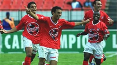 الأهلي في رمضان 2001.. سيد عبد الحفيظ يقود المارد الأحمر لنهائي إفريقيا بعد غياب 14 عاما