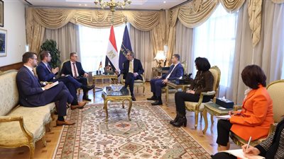 وزير الاتصالات يبحث مع سفير ألمانيا بالقاهرة تعزيز التعاون في مجال التحول الرقمي