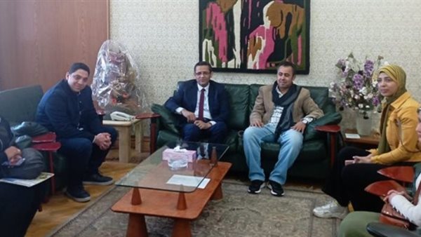 نقيب الصحفيين 