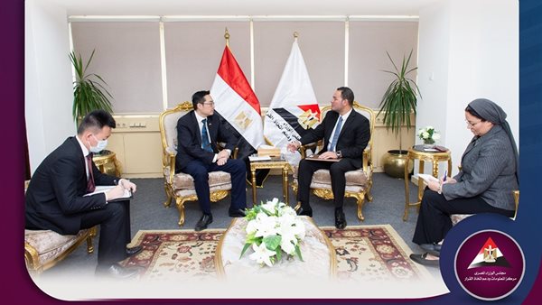 معلومات الوزراء والسفارة