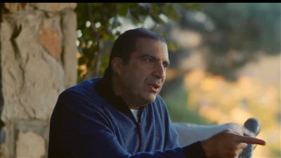 عمرو خالد: الإحسان أقوى وسيلة للعبور من القدر الضيق إلى الواسع