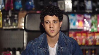 مسلسل جعفر العمدة الحلقة السابعة.. أحمد داش يترك حبيبته من أجل والدته 