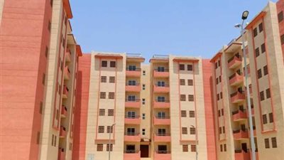مسئولو الإسكان يتفقدون وحدات سكن كل المصريين بالعبور الجديدة