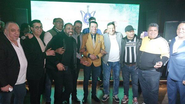 مصطفى كامل خلال اجتماع