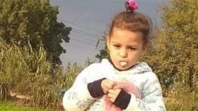 تشييع جثمان طفلة ضحية عنصر إجرامي أطلق النار على الأمن أثناء ضبطه بالغربية 