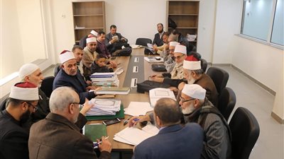 الأزهر الشريف يفتح باب التقدم للعمل في لجنة مراجعة المصحف | اعرف الشروط