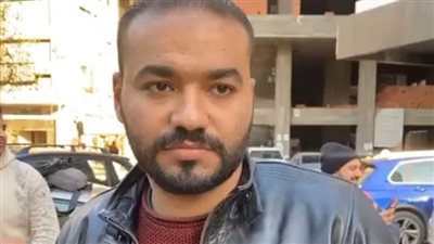 تفاصيل دهس حفيد الفنانة شريفة فاضل على يد سائق متهور بالمهندسين.. وشقيق الضحية: طيّره للدور التاني | بث مباشر