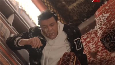 مصطفى كامل ينهار وينطق الشهادة في برنامج رامز نيفر إند | صور