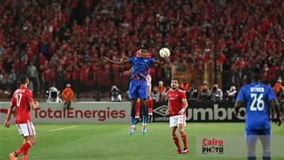 نتيجة الشوط الأول من  مباراة الأهلي والهلال السوداني