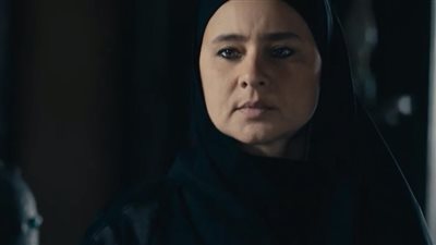 مسلسل عملة نادرة الحلقة العاشرة | نيللي كريم تواجه عائلة عبد الجبار بمقتل زوجها على يد أحمد عيد