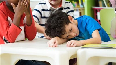 في اليوم العالمي للتوحد.. مصدر بالتعليم يكشف التيسيرات المقدمة لطلاب الدمج 