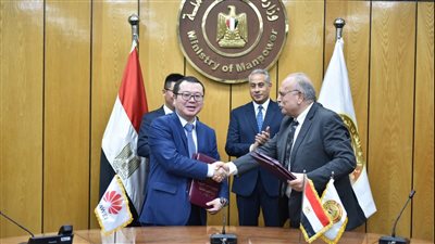 برامج تدريب عالمية لتأهيل الشباب.. وزير القوى العاملة يشهد توقيع بروتوكول مع شركة رقمية